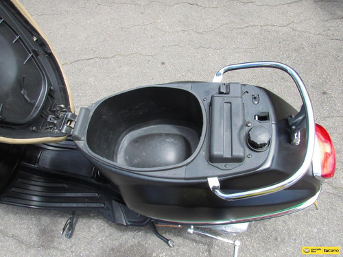 Imagen 16 de 25 de Vespa Vxl 150