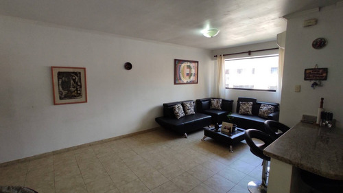 Imagen 4 de 12 de Alquiler De Apartamento En Tazajal 84 Metros A62153