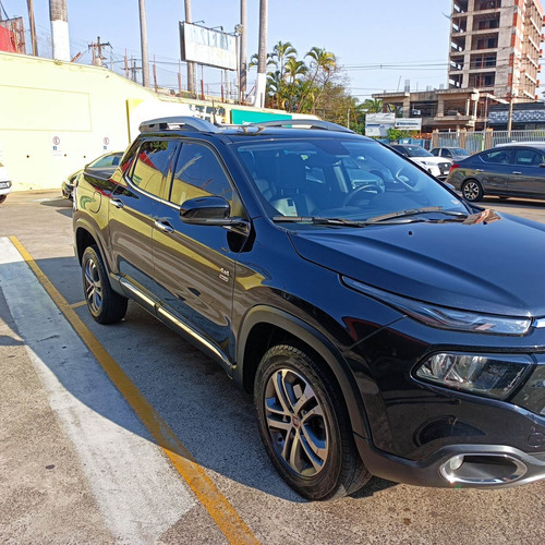 Imagem 1 de 6 de Fiat Toro 2018 2.0 Volcano 4x4 Aut. 4p