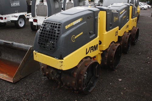 Imagen 1 de 3 de Compactador Pata De Cabra A Control Remoto Bomag Bmp 8500