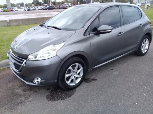 Peugeot 208 Allure 1.5 Touch Screen 2014 Car One Jf