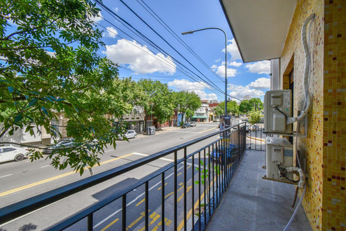 Venta Ph 6 Ambientes Con Terraza Y Cochera En Villa Urquiza