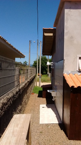 Imagem 9 de 20 de Casa À Venda Na Servidão Pmg 21, Grama, Garopaba - Sc - Liv-22598