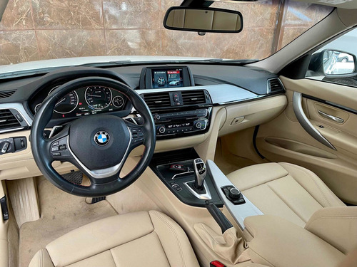 Imagem 8 de 11 de Bmw Serie 3 2018 2.0 Sport Active Flex Aut. 4p