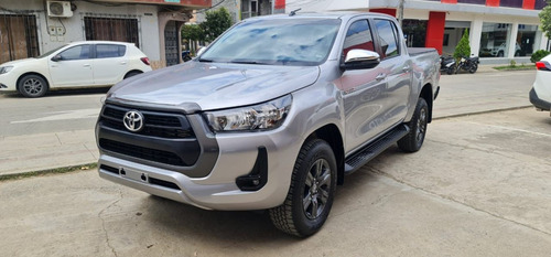 Toyota Hilux 2.8 diésel at