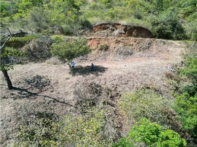 Lote y casalote en venta