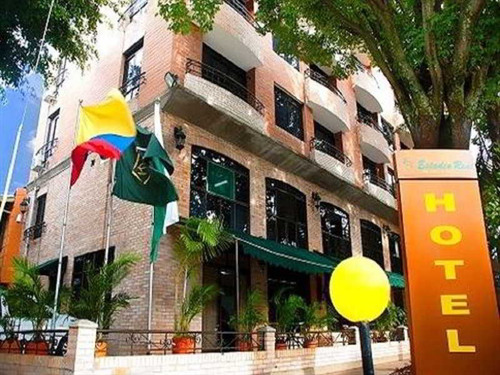 Hotel Medellin Sector Estadio. Se Vende