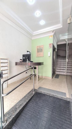 Imagem 11 de 12 de Sala Comercial De 48 M² No Centro - Florianópolis/sc - Sa0783