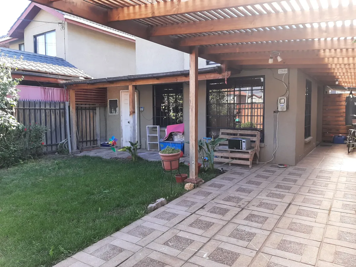Imagen 3 de 20 de Amplia Casa 4 Dormitorios En Bello Sector Cerca De Vizcachas