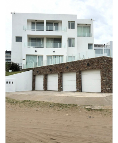 Departamento Frente Al Mar Con Comodidades Exclusivas