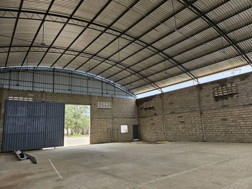 Se Alquilan Galpones Nuevos De 500 M2 Y 700 M2 En Barcelona Anzoategui