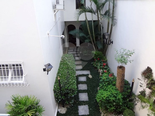 Linda Casa 4 Dormitórios 4 Vagas Na Aclimação - 469 M2 Próxima Ao Parque Da Aclimação! - 226-im205717