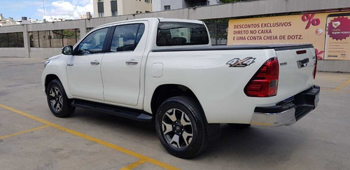 Toyota Hilux Cabine Dupla 2.8 Tdi Srx Cd 4x4 (aut)