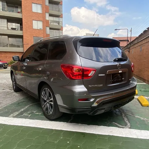 Nissan Pathfinder 3.5 R52 Exclusive