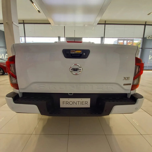 Imagen 5 de 25 de Nueva Nissan Frontier Xe 4x4 Mt 2022
