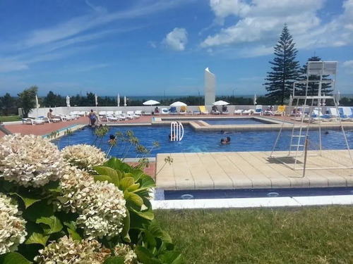 Hermoso Apartamento En Complejo De Categoría Primera Linea De La Mansa - Ref: 6358