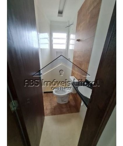 Imagem 12 de 15 de Linda Casa Sobreposta 2 Dormitorios Vila Tupy Em Praia Grande
