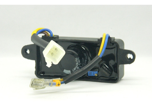Imagen 4 de 4 de Avr Cuadrado Plantas Portatiles 2kva Hasta 3.5kva 250v 220uf