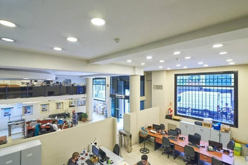 Imagen 6 de 30 de Impotante Edificio Comercial, Oficinas En Venta