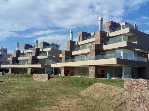 Imagen 5 de 18 de Venta. Departamento 3 Ambientes Con Terraza. En La Balconada, Nordelta.