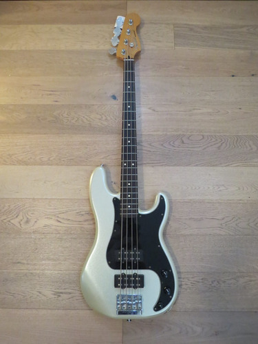 Bajo Electrico Fender Precision Bass Blacktop (sku:1840)