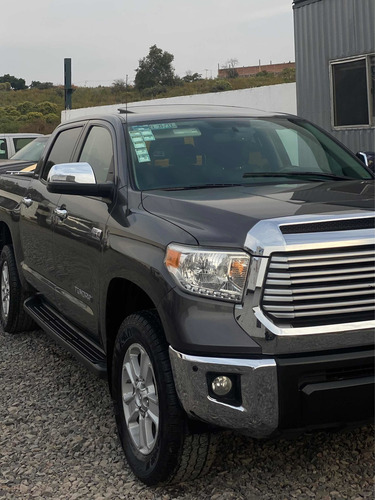 Imagen 3 de 13 de Toyota Tundra 2016 5.7 Limited 4x4 At