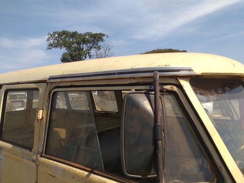 Vw Kombi Não Samba Corujinha