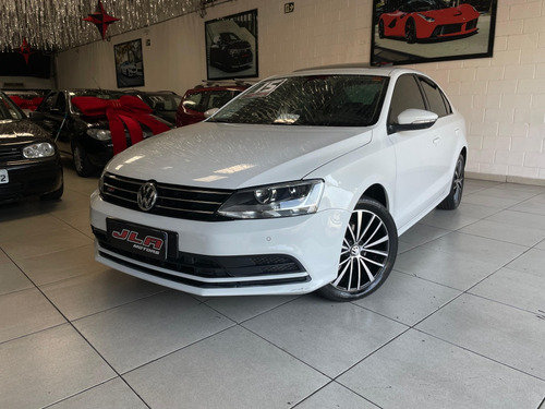 Volkswagen Jetta 2.0 Comfortline Flex Aut 4p