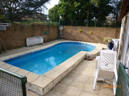 Imagen 21 de 24 de Chalet En Dos Plantas, Parque Johnston, Hurlingham