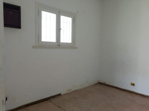 Imagen 9 de 14 de Casa En Venta En El Palomar