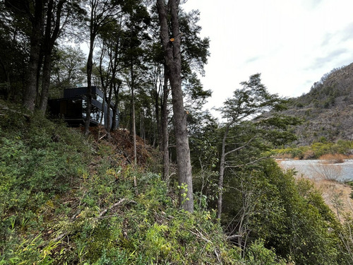 Terreno Con Casa A Orillas Del Rio Espolón A 2 Km Del Centro