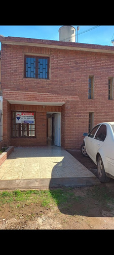 Duplex En Complejo Cerrado Los Platanos