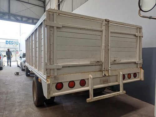 Ram 4000 2018 Con Redilas