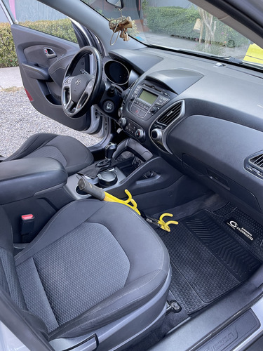 Hyundai Tucson Lm Fl Gl 2Wd 2Ab A