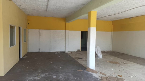 Imagen 4 de 5 de Se Alquila Local En Turmero Intercomunal 04145880139
