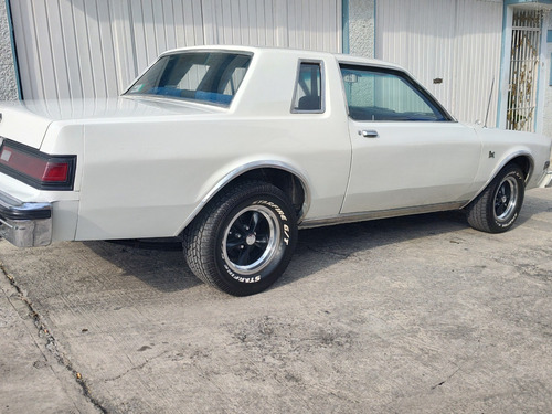 Dodge Dart 82 Clasico