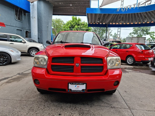 Imagen 2 de 15 de Dodge Dakota Laramie V8 4x4