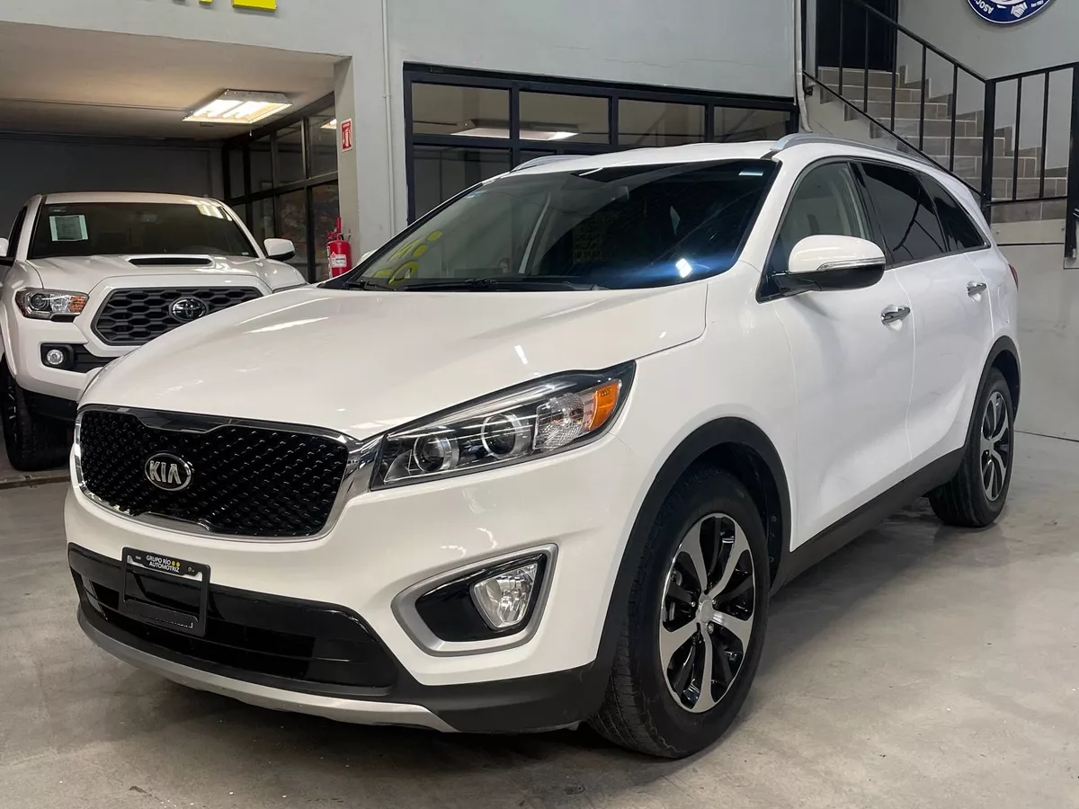 Kia Sorento 3.3 V6 Ex Pack Piel 7 Pasajeros At