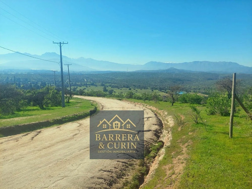 Hermosa Parcela De 5.000 M² Ubicada En El Exclusivo Valle Na