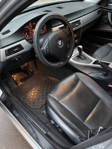 BMW Serie 3 2.5 325ia Progressive At