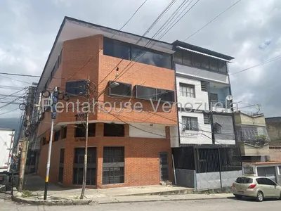 Edificio en alquiler