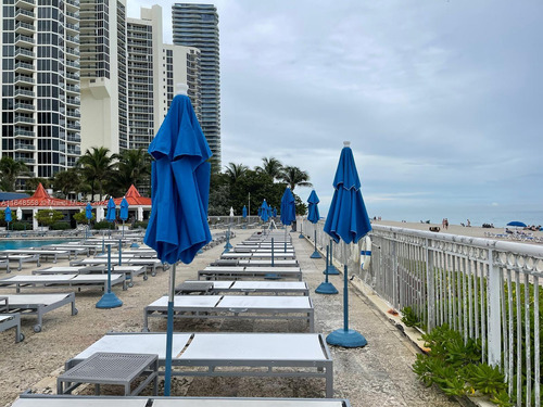 Departamento En Venta - 1 Dormitorio 1 Baño - Cochera - Miami, Florida