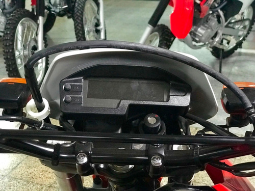Imagen 4 de 8 de Honda Xr 250 Tornado--0 Km - Agencia Y Servicio Oficial