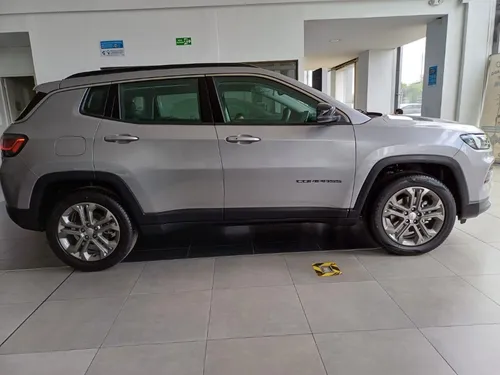 Jeep Compass LONGITUD 1.3