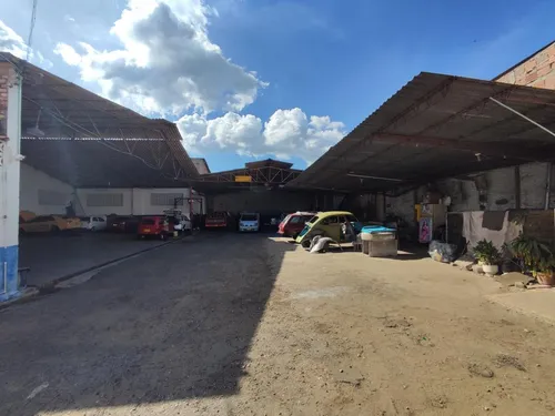 Bodega En Arriendo En El Llano. Cod A11524