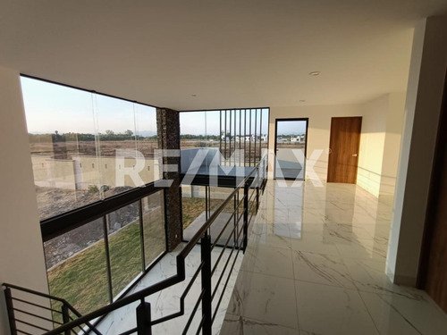Casa En Venta En Condominio Balvanera