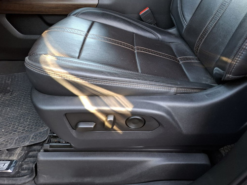 Chevrolet Silverado HIGH COUNTRY 3.0L AUT