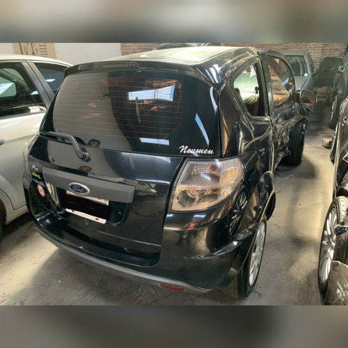 Ford Ka Chocado En Marcha