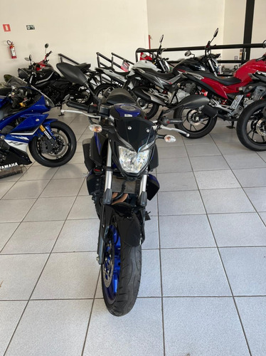 Imagem 3 de 8 de Yamaha Mt 03 Abs