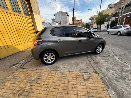 Peugeot 208 1.5 Allure